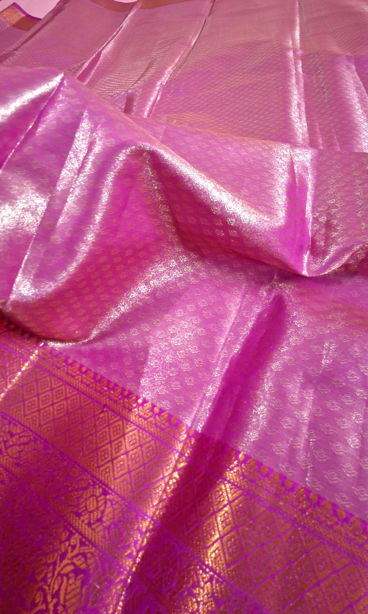 LIGHT PISTACHIO GREEN SILK SAREE