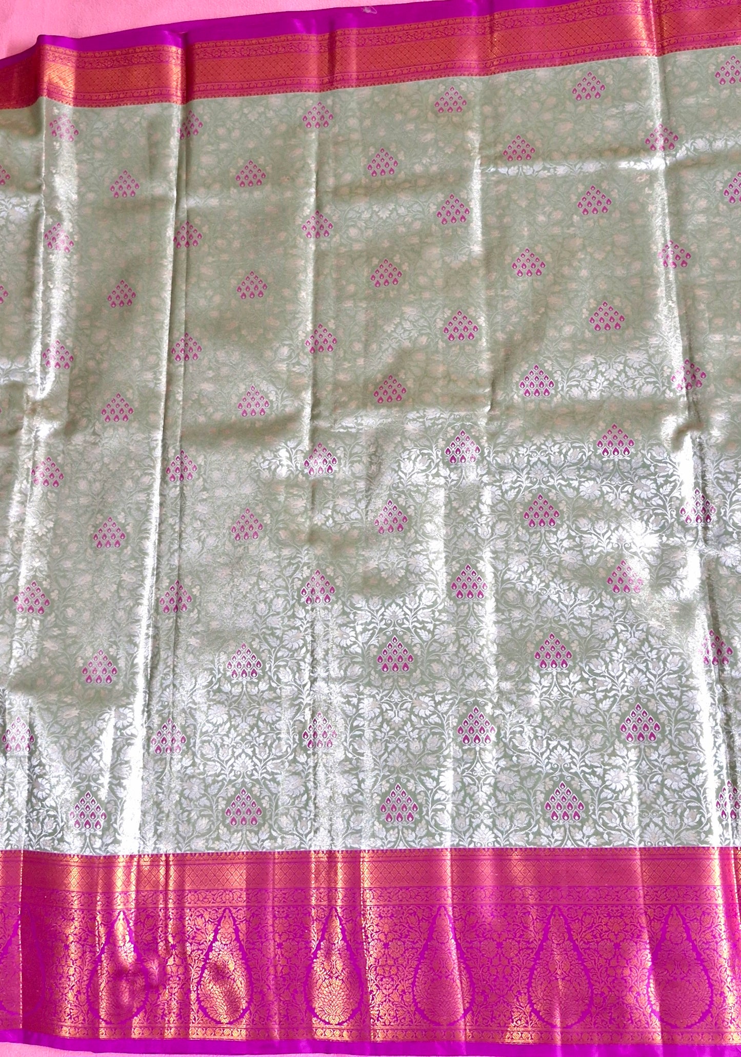 LIGHT PISTACHIO GREEN SILK SAREE