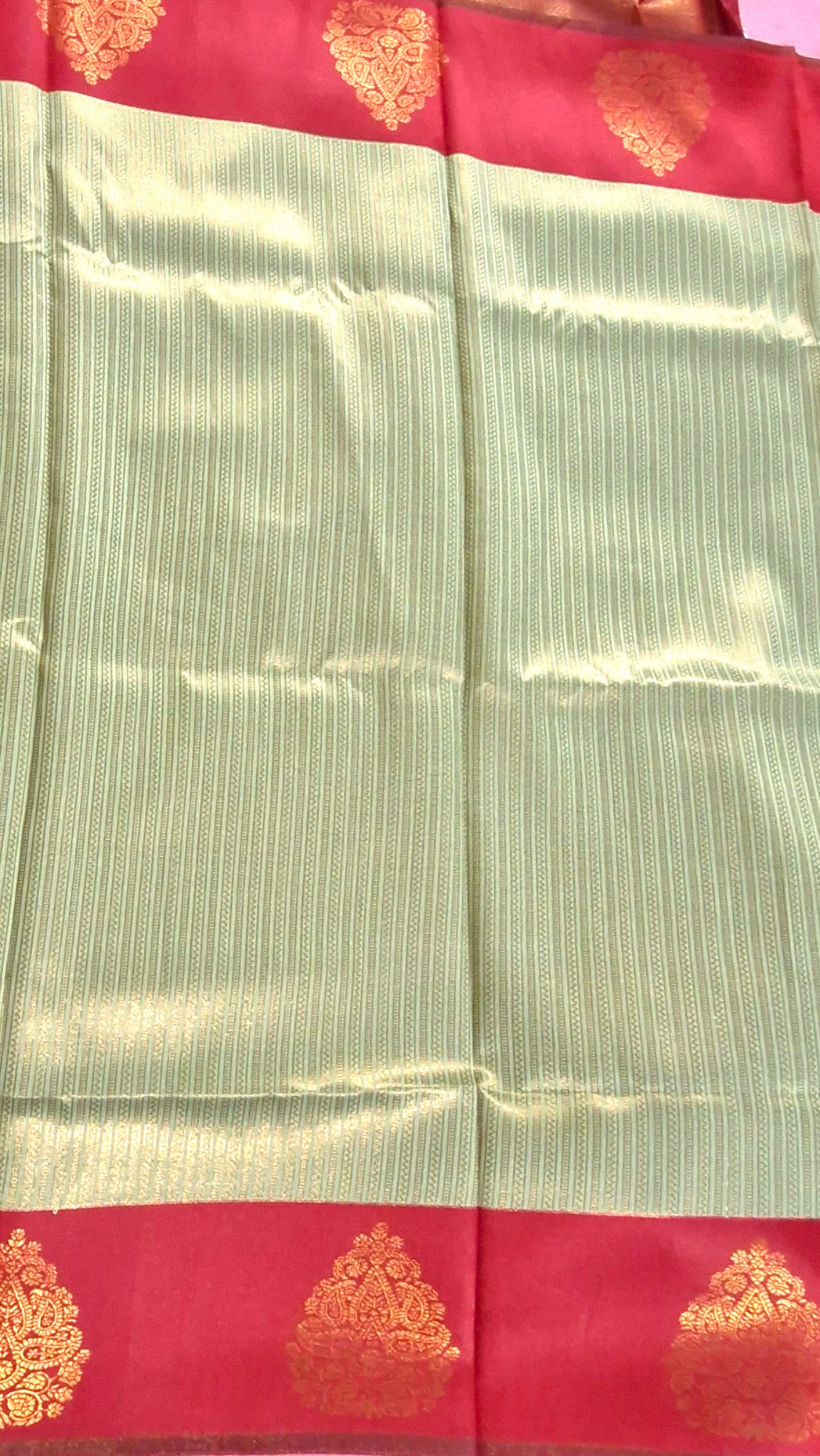 CREAMISH GOLDEN SILK SAREE