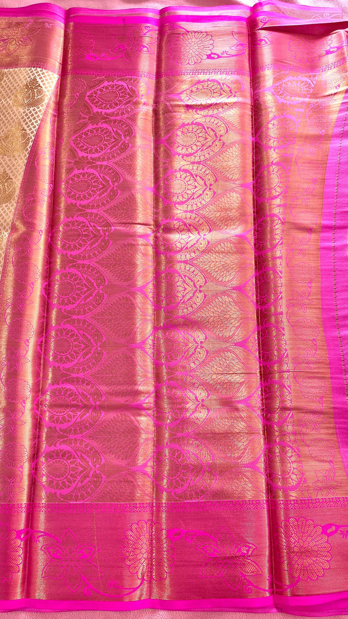OFF-WHITE GOLDEN SILK SAREE