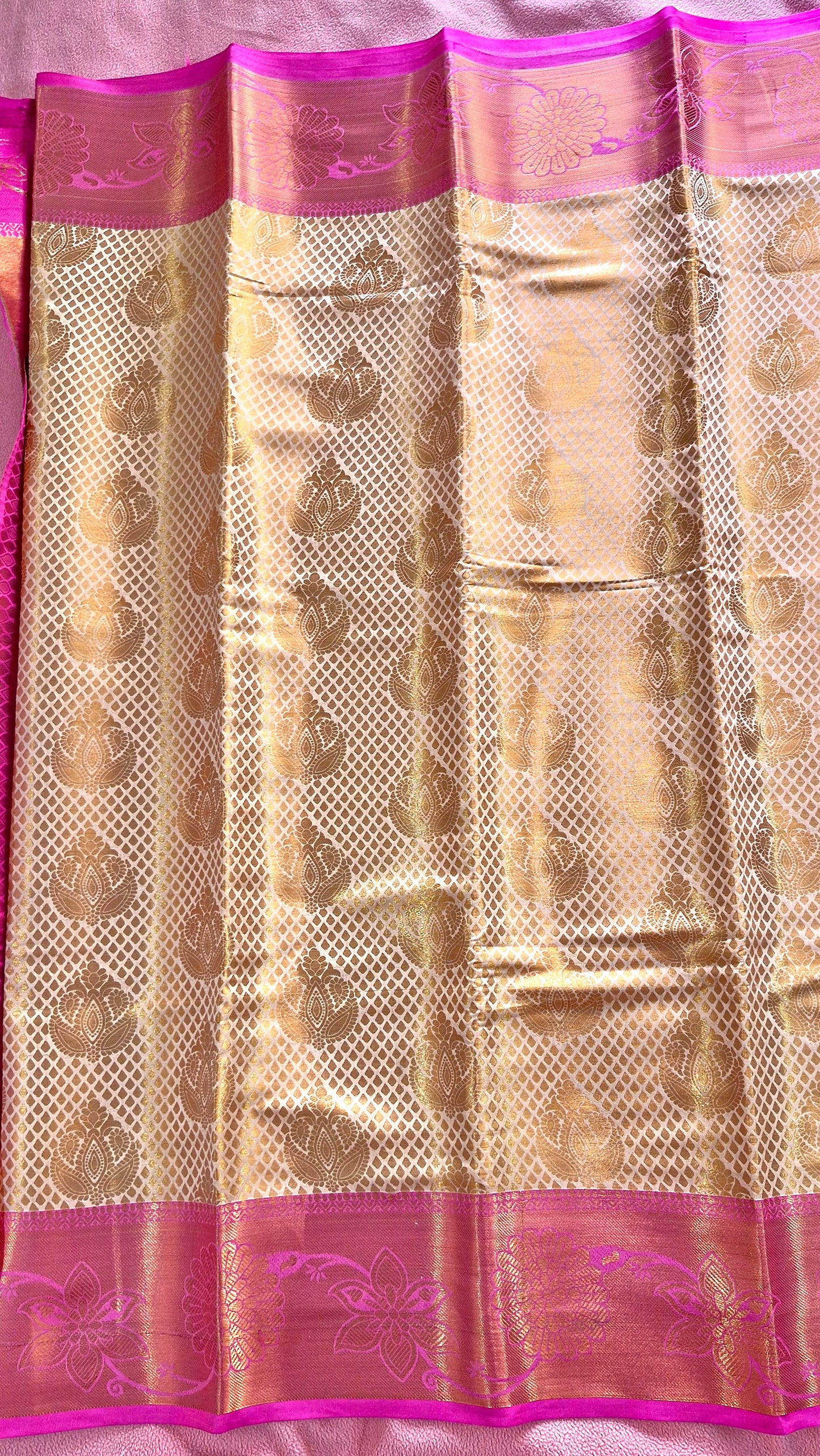 OFF-WHITE GOLDEN SILK SAREE