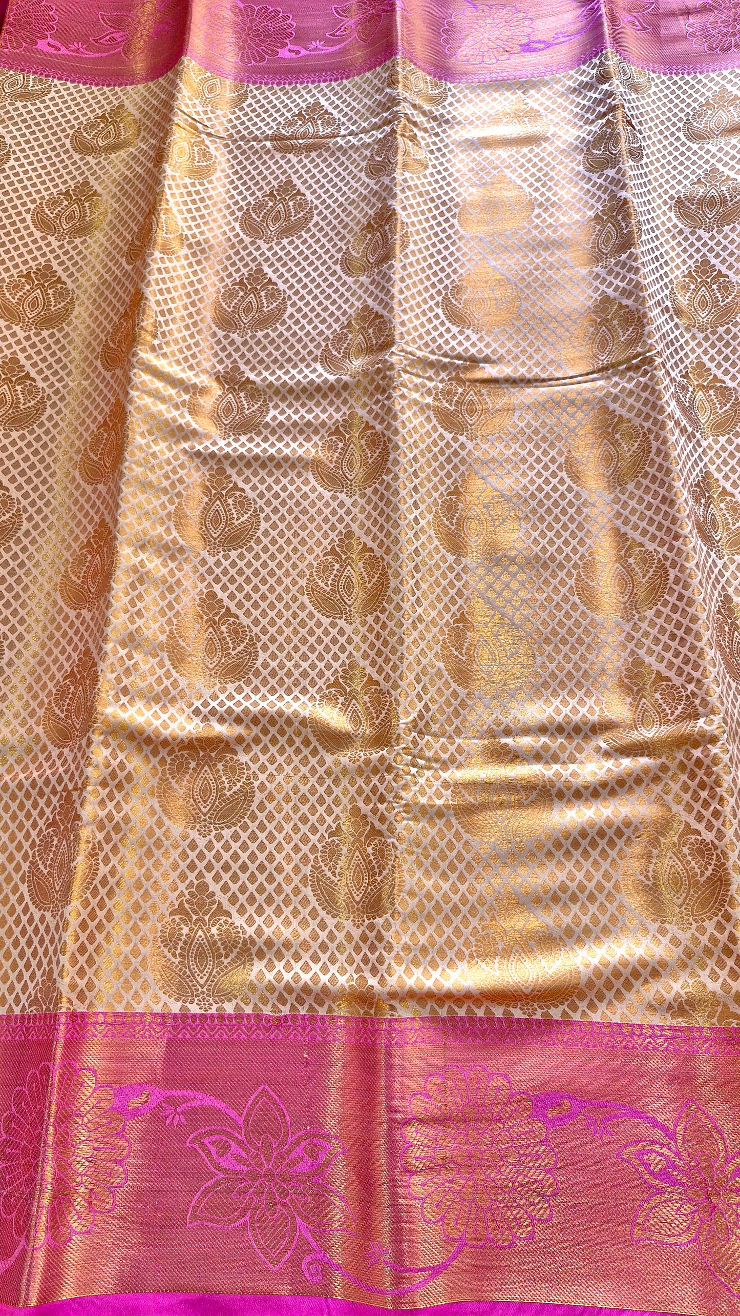OFF-WHITE GOLDEN SILK SAREE