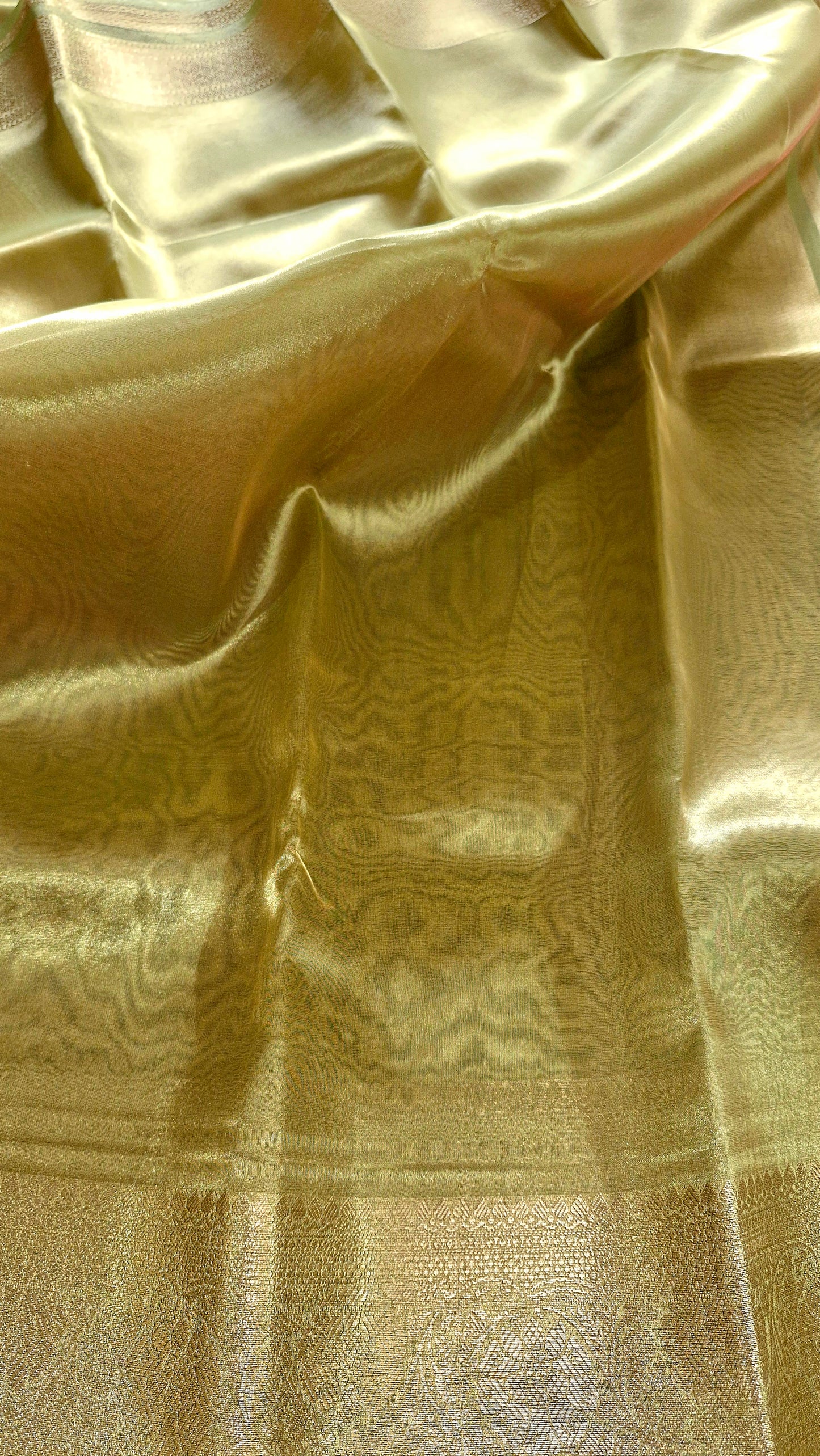 PISTACHIO GREEN ORGANZA SAREE