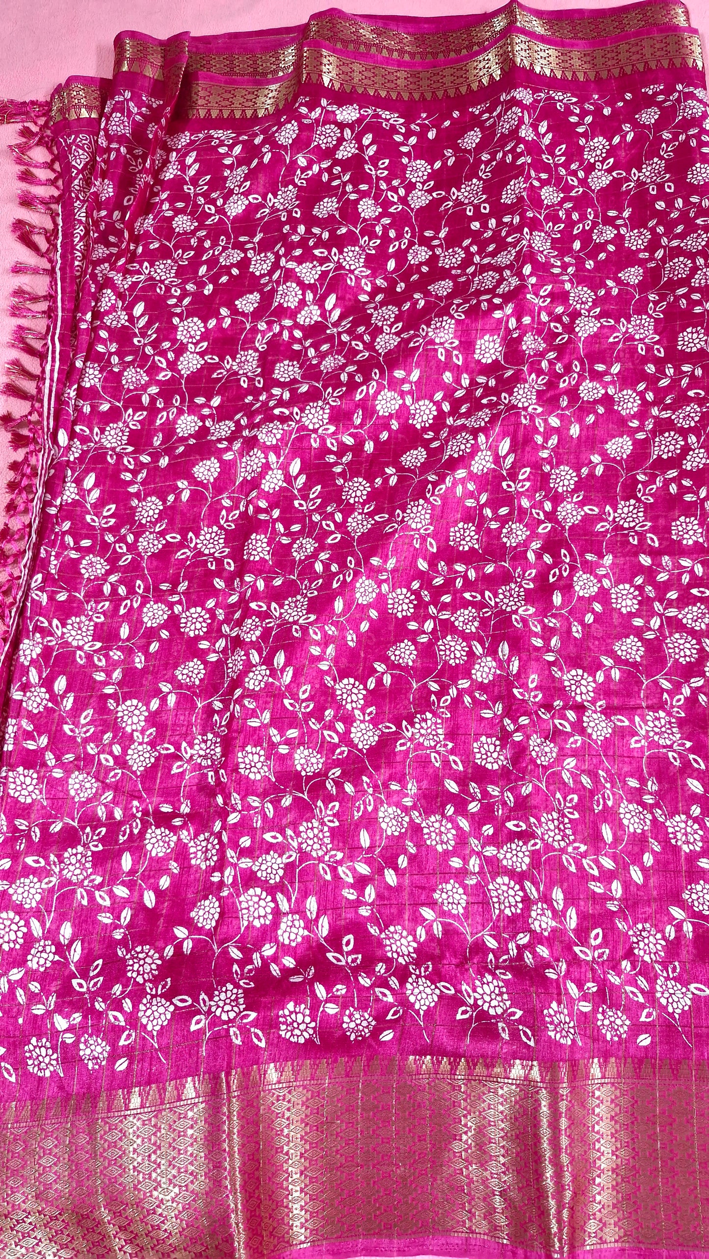 MAGENTA DOLA SILK SAREE