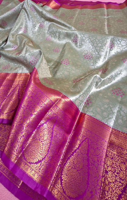 LIGHT PISTACHIO GREEN SILK SAREE